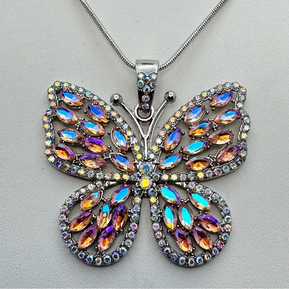 New Pink AB Crystal Butterfly Pendant Necklace Rhinestone Statement Silver - Picture 3 of 8